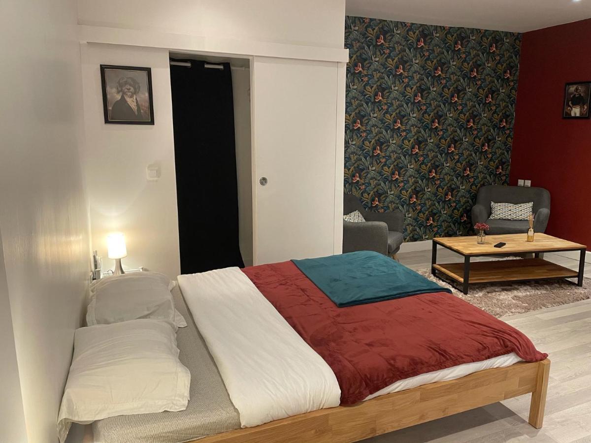 Le Relais Du Petit Lion Apartment Blois Exterior foto